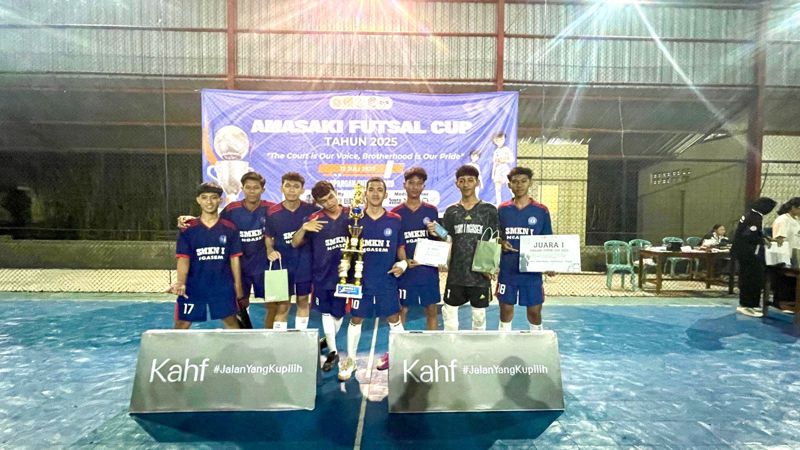 Tim Futsal Putra SMK Negeri 1 Ngasem Raih Juara 1 di Amasaki Futsal Cup 2025